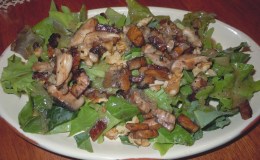 Wild Mushroom and “Smoky Maple Bacon” Tempeh&nbsp;Salad