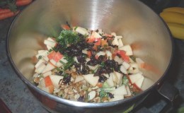 Broccoli and apples with a tasty&nbsp;dressing